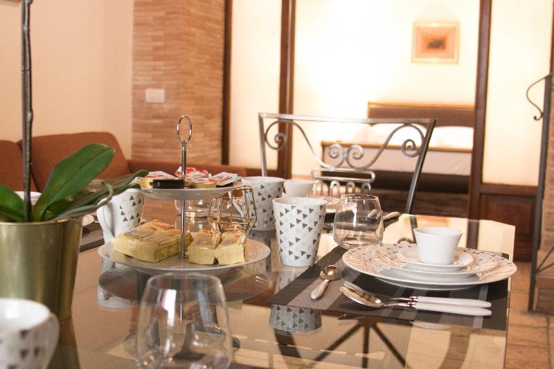 Hemeras Boutique House Emanuele I Hotel 4*